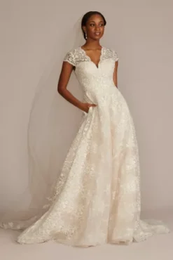 Scalloped Lace Cap Sleeve Ball Gown Wedding Dress