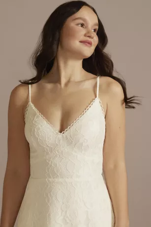 High-Low Lace Spaghetti Strap V-Neck Wedding Dress - Image 3
