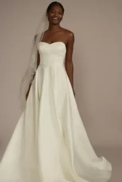 Cascading Beaded Edge Mid-Length Veil