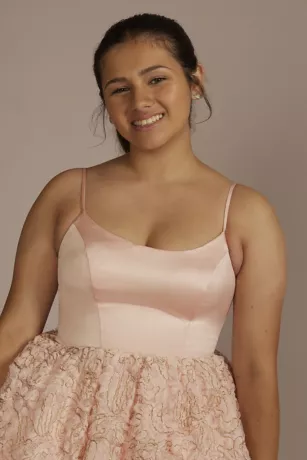 Satin And Metallic A-Line Damas Dress - Image 3