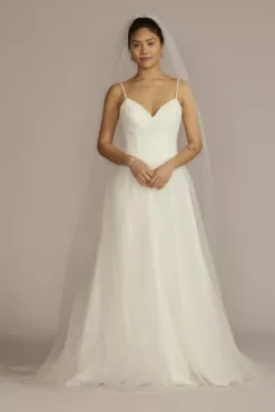 Basque Waist Lace Bodice Wedding Dress